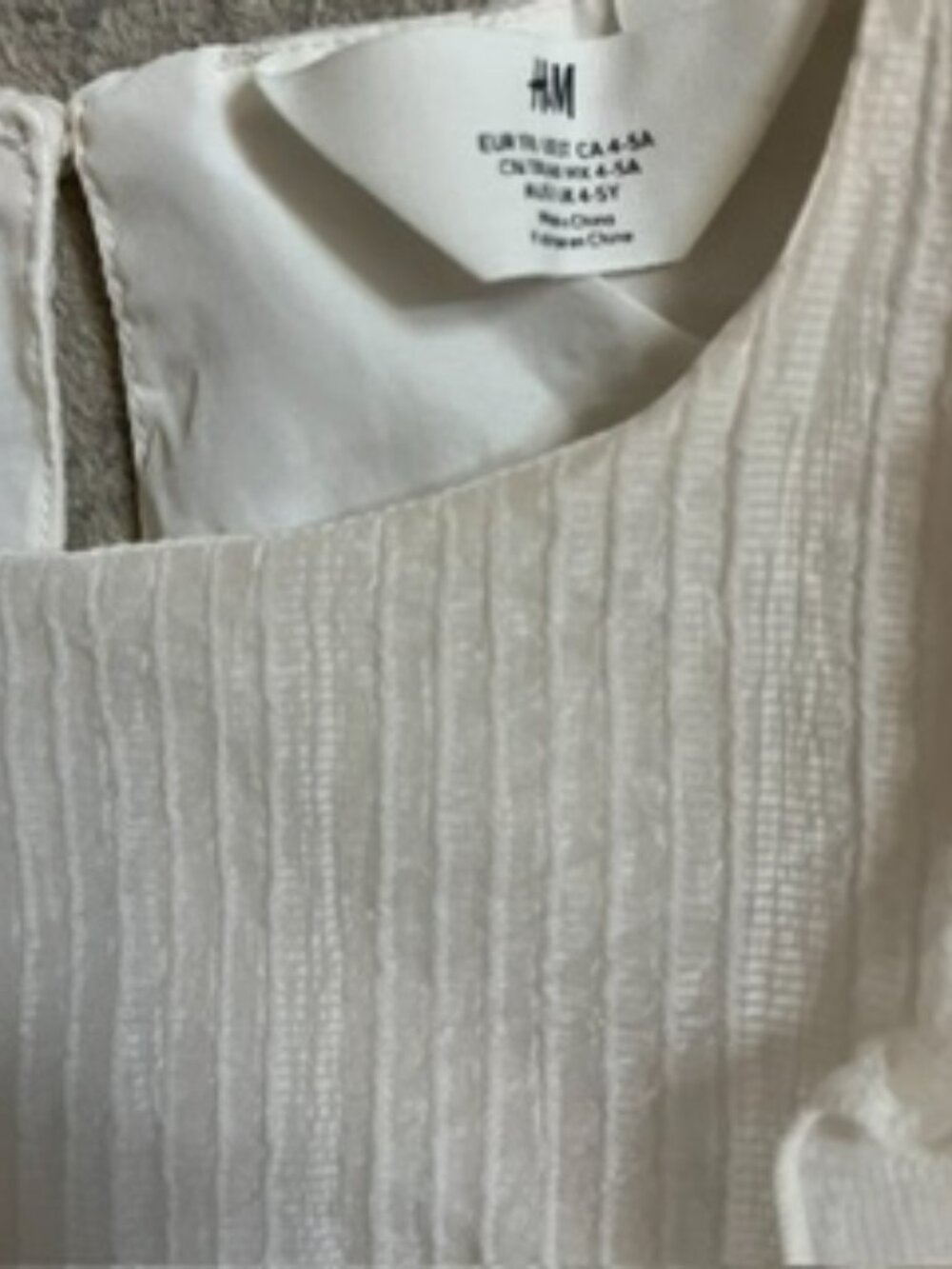 🧡3/$15 H&M Ruffle-Detail Flutter Sleeves White/Off White Dress 5T - Picture 5 of 6